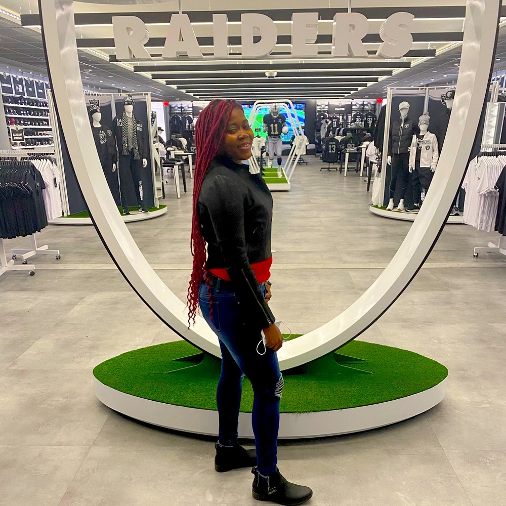 Meet your Posher, Sherane